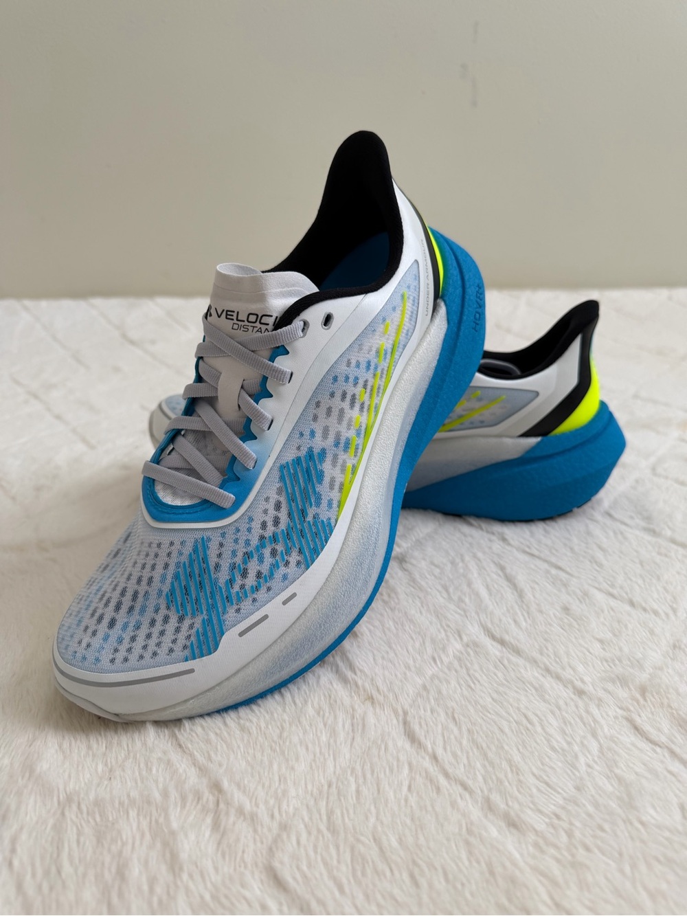 Under Armour Velocity Distance Running Shoes - White / Blue / Neon Yellow